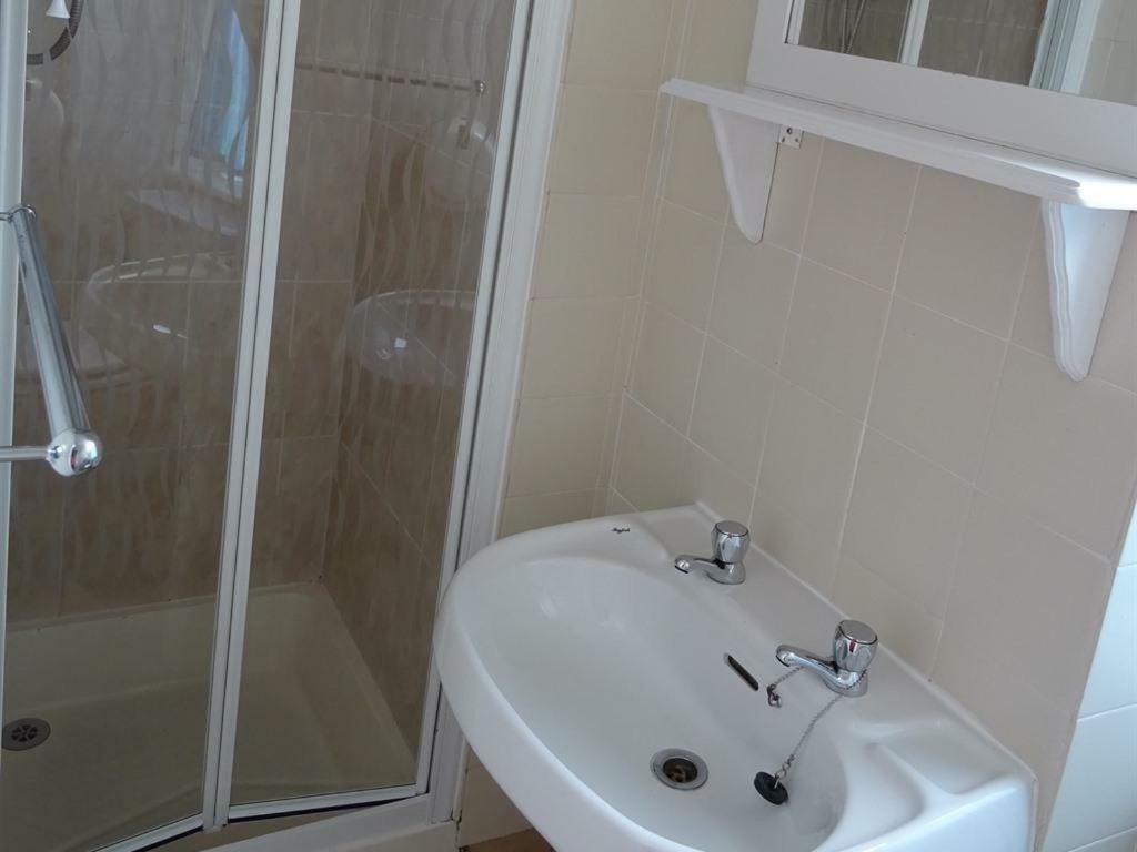 Abreakaway Lodge New Quay Habitación foto